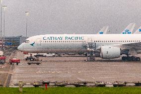 Cathay Pacific Airbus A350-1000