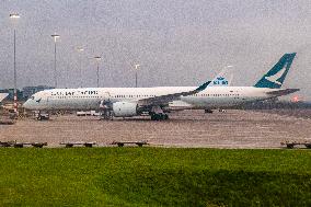 Cathay Pacific Airbus A350-1000