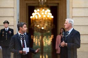 Handover Ceremony At Hotel De Matignon - Paris