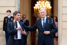 Handover Ceremony At Hotel De Matignon - Paris