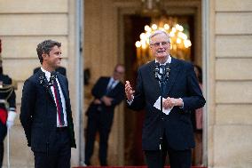 Handover Ceremony At Hotel De Matignon - Paris