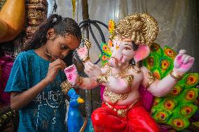 Ganesh Chaturthi Festival Preparation In Ahmedabad