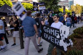 SAG-AFTRA Video Game Actor Picket In Front Of Warner Bros.