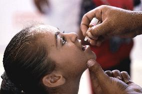 Children Given Polio Vaccine - Gaza