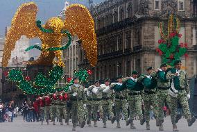 Mexican Army Performs Honours In The Mexico City Zócalo