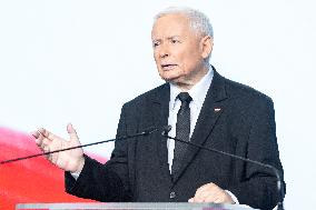 Jaroslaw Kaczynski Press Conference