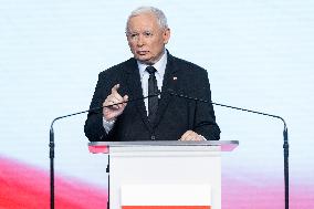 Jaroslaw Kaczynski Press Conference