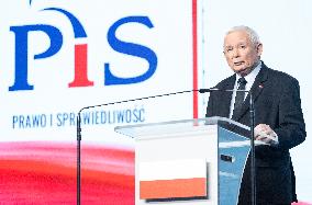 Jaroslaw Kaczynski Press Conference