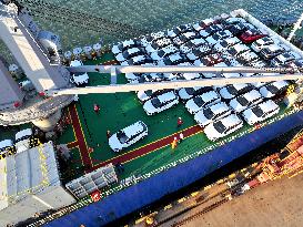 Vehicles Export at Lianyungang Port