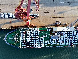 Vehicles Export at Lianyungang Port