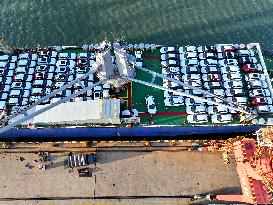 Vehicles Export at Lianyungang Port