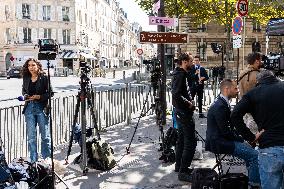 llustration of journalists - Paris