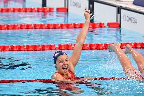 Paris 2024 Paralympics - 100m backstroke - Emeline Pierre Wins Bronze