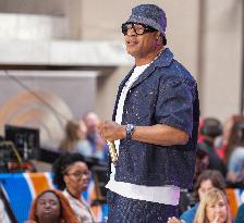 LL Cool J Performs Live on the Today Show This Morning at Rockefeller Plaza