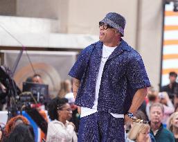 LL Cool J Performs Live on the Today Show This Morning at Rockefeller Plaza