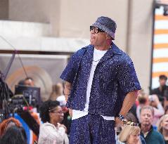 LL Cool J Performs Live on the Today Show This Morning at Rockefeller Plaza