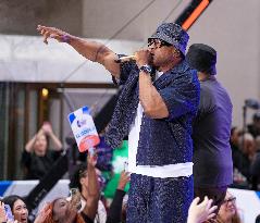 LL Cool J Performs Live on the Today Show This Morning at Rockefeller Plaza