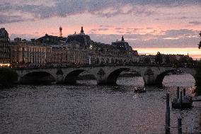 Seine River Sunset Illustrations - Paris