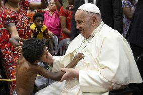 Pope Francis Meets Street Children - Papua New Guinea