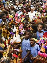 Pope Francis Meets Street Children - Papua New Guinea