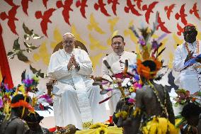 Pope Francis Meets Street Children - Papua New Guinea