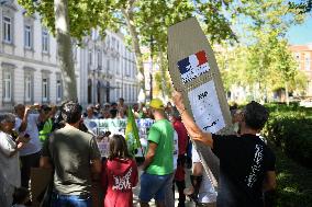 Demonstration Against New French PM Michel Barnier - Madrid