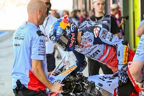 - MotoGP - Gran Premio Red Bull di San Marino e della Riviera di Rimini Paddock and Riders