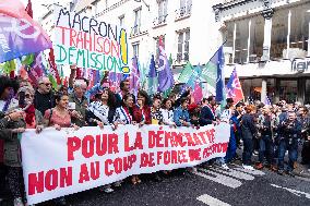 Rally Against The President's Forceful Blow - Paris