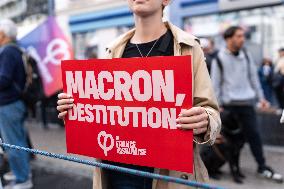 Rally Against The President's Forceful Blow - Paris