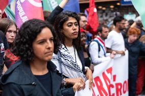 Rally Against The President's Forceful Blow - Paris