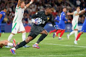 - UEFA Nations League - France vs Italy