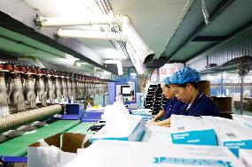 PVC Gloves Producing in Suqian