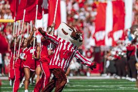 Wisconsin Badgers Vs. South Dakota Coyotes