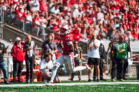 Wisconsin Badgers Vs. South Dakota Coyotes