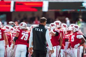 Wisconsin Badgers Vs. South Dakota Coyotes