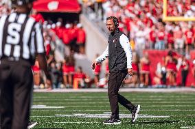 Wisconsin Badgers Vs. South Dakota Coyotes