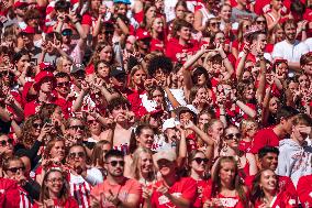 Wisconsin Badgers Vs. South Dakota Coyotes