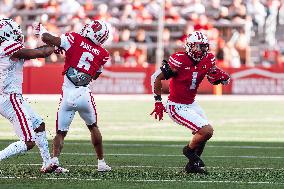 Wisconsin Badgers Vs. South Dakota Coyotes