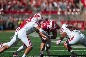 Wisconsin Badgers Vs. South Dakota Coyotes