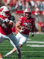 Wisconsin Badgers Vs. South Dakota Coyotes