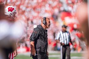 Wisconsin Badgers Vs. South Dakota Coyotes