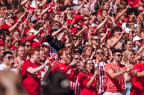 Wisconsin Badgers Vs. South Dakota Coyotes