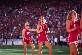 Wisconsin Badgers Vs. South Dakota Coyotes