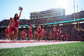 Wisconsin Badgers Vs. South Dakota Coyotes