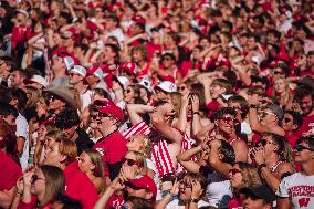 Wisconsin Badgers Vs. South Dakota Coyotes