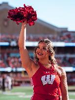 Wisconsin Badgers Vs. South Dakota Coyotes