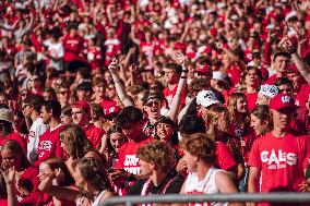 Wisconsin Badgers Vs. South Dakota Coyotes