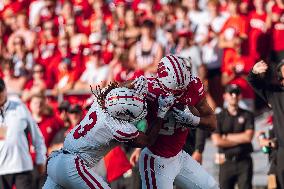 Wisconsin Badgers Vs. South Dakota Coyotes