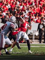 Wisconsin Badgers Vs. South Dakota Coyotes