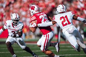 Wisconsin Badgers Vs. South Dakota Coyotes